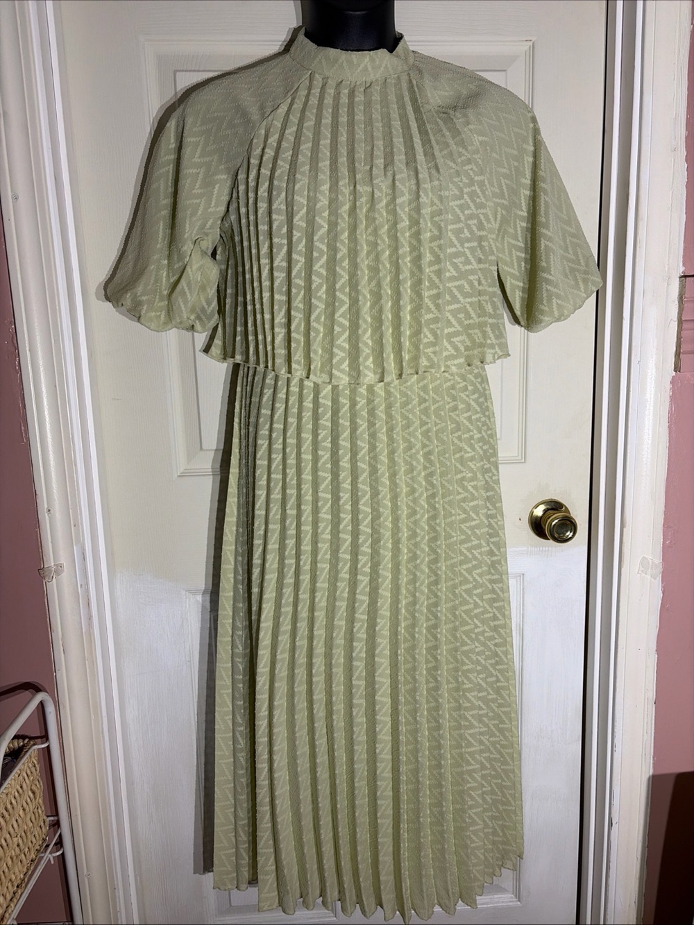 ASOS pleated Size 8 cottage high neck Sage‎ Green Pleated Midi Dress.